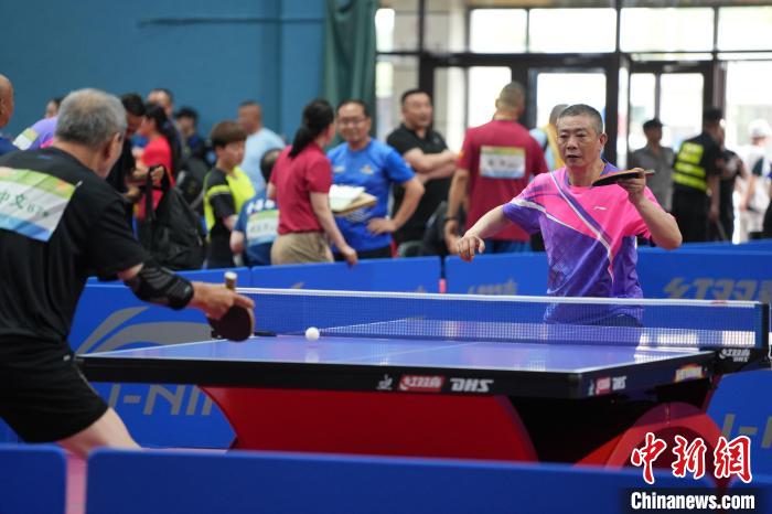 2024年中国乒协会员联赛陕西榆林站开幕：代表队