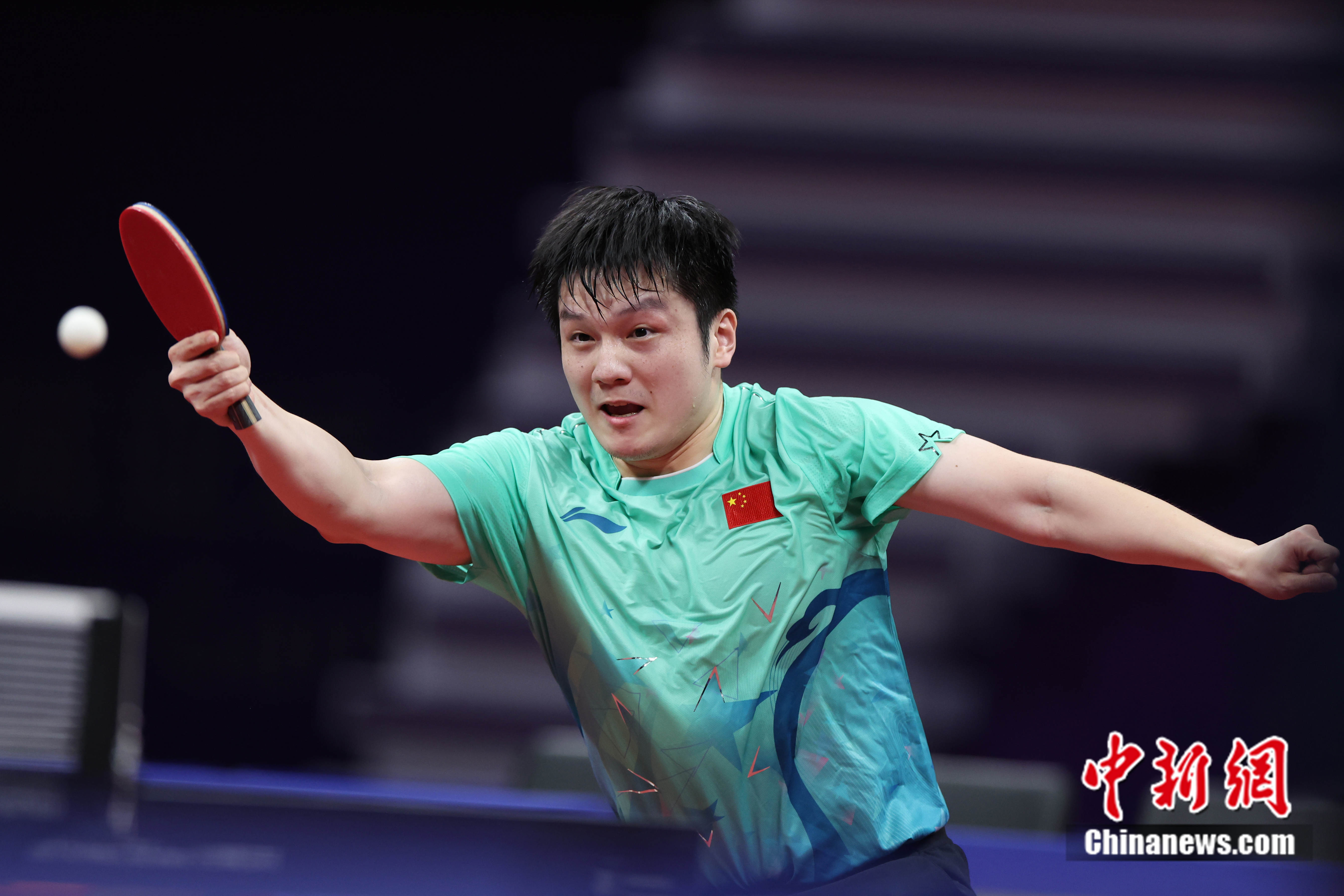 杭州亚运会乒乓球男单决赛樊振东摘银，赛后坦