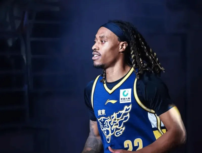 广东力克江苏杜锋弃用麦考尔引热议