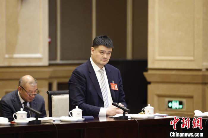 让中国青少年成为跨文化对话的使者:姚明的国