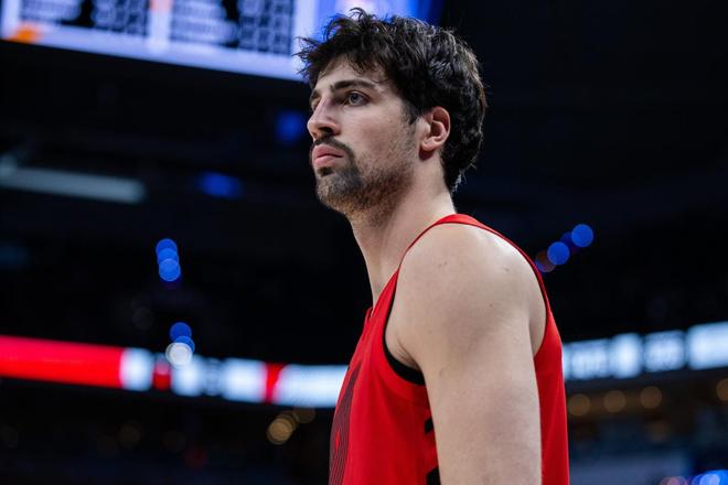 掘金18分大逆转开拓者豪取9连胜，马刺60胜创队史