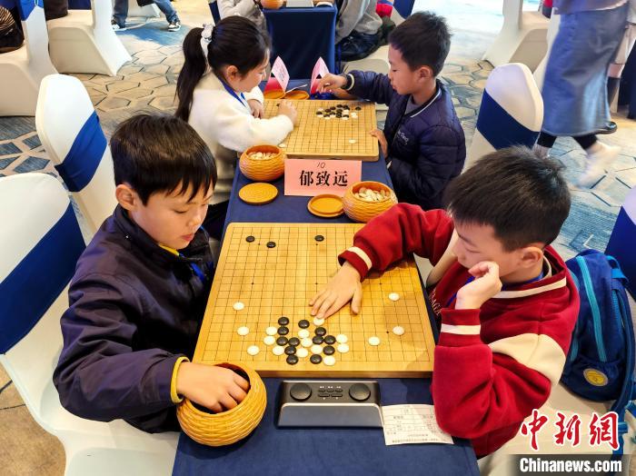 首届“望城杯”湘港中小学生围棋友谊赛长沙开